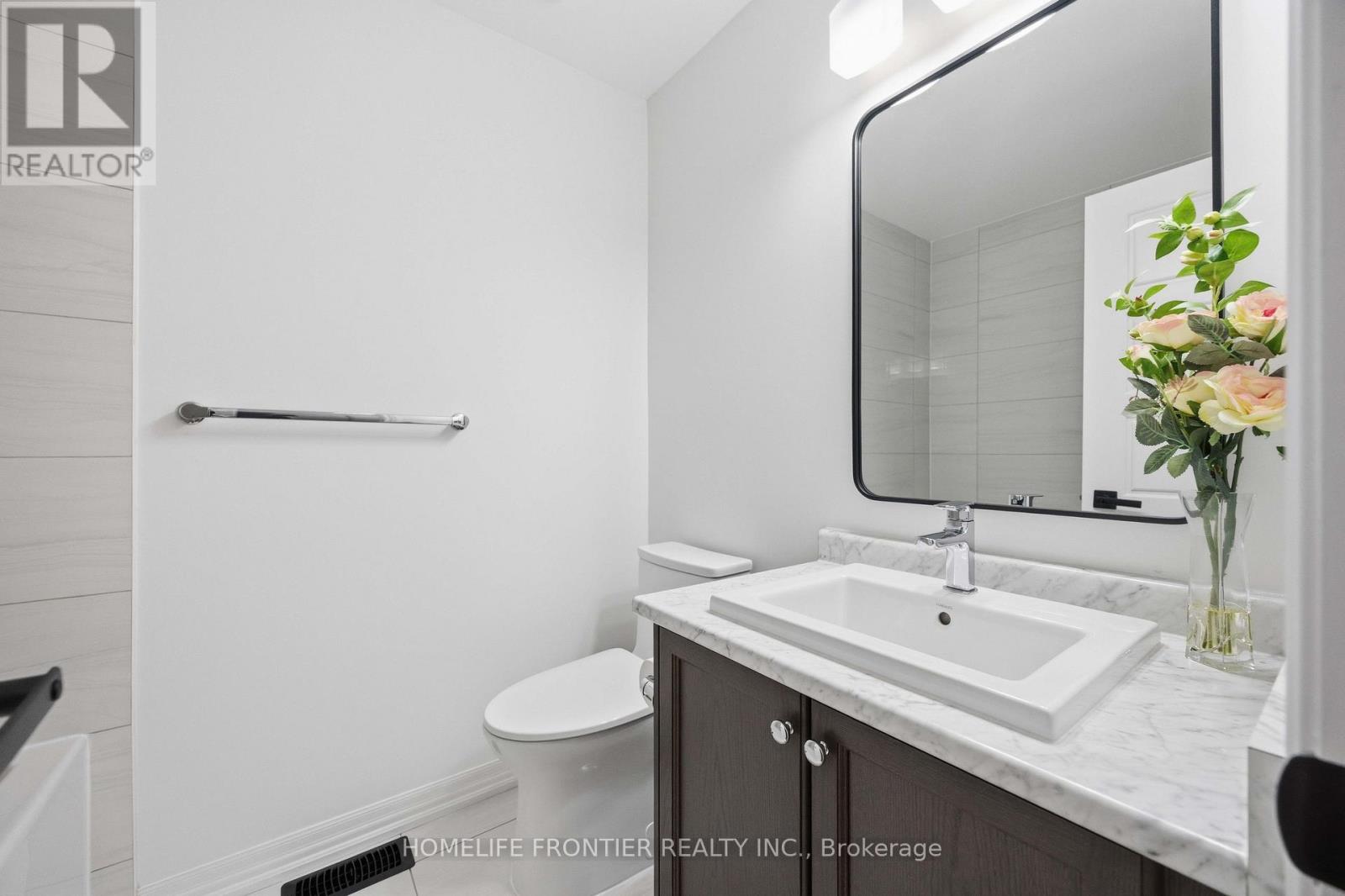 7 Vantage Loop, Newmarket, Ontario  L3X 0K6 - Photo 30 - N13756702