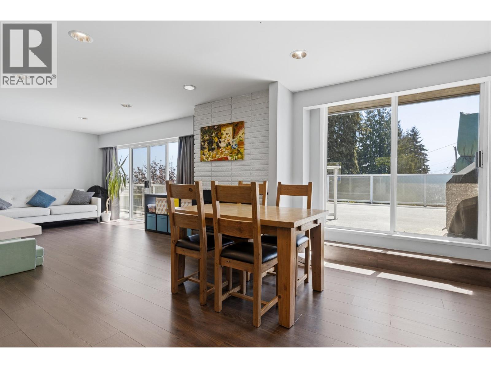 2190 Hillside Avenue, Coquitlam, British Columbia  V3K 1L2 - Photo 10 - R3162468
