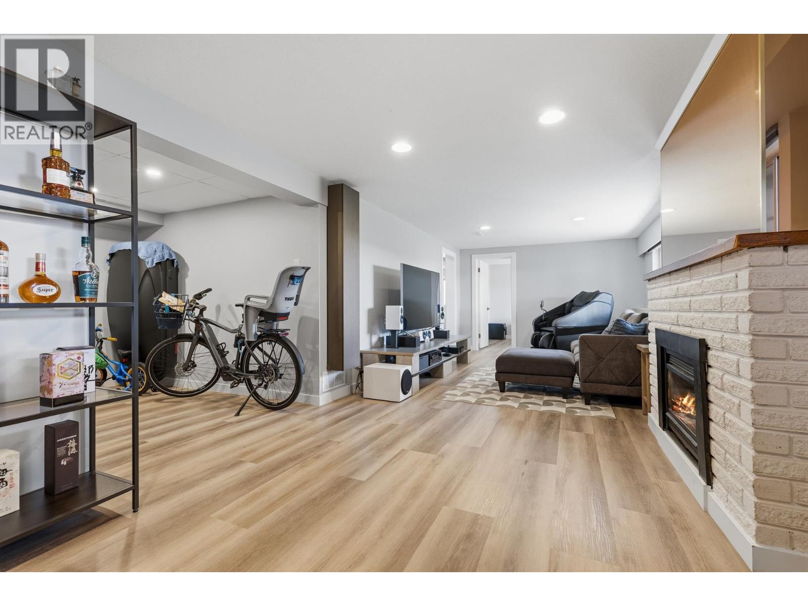 2190 Hillside Avenue, Coquitlam, British Columbia  V3K 1L2 - Photo 26 - R3162468