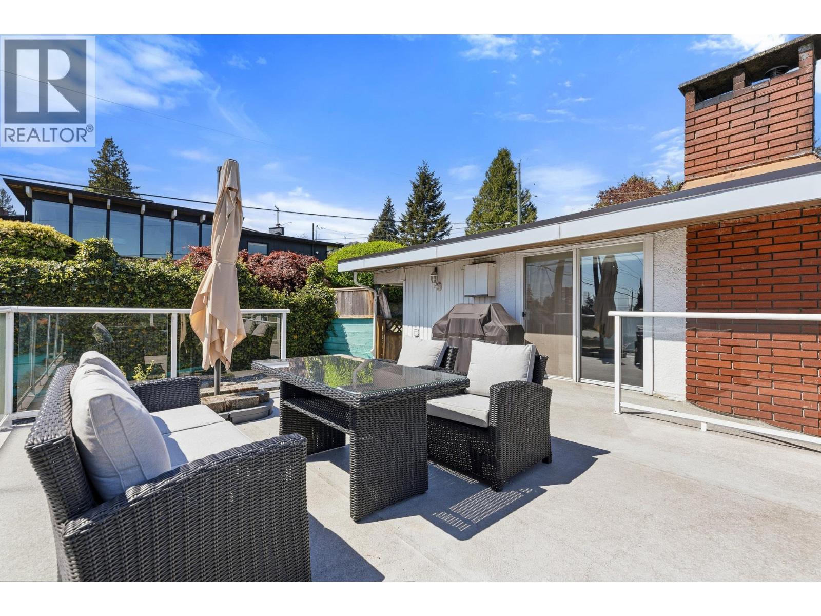 2190 Hillside Avenue, Coquitlam, British Columbia  V3K 1L2 - Photo 31 - R3162468