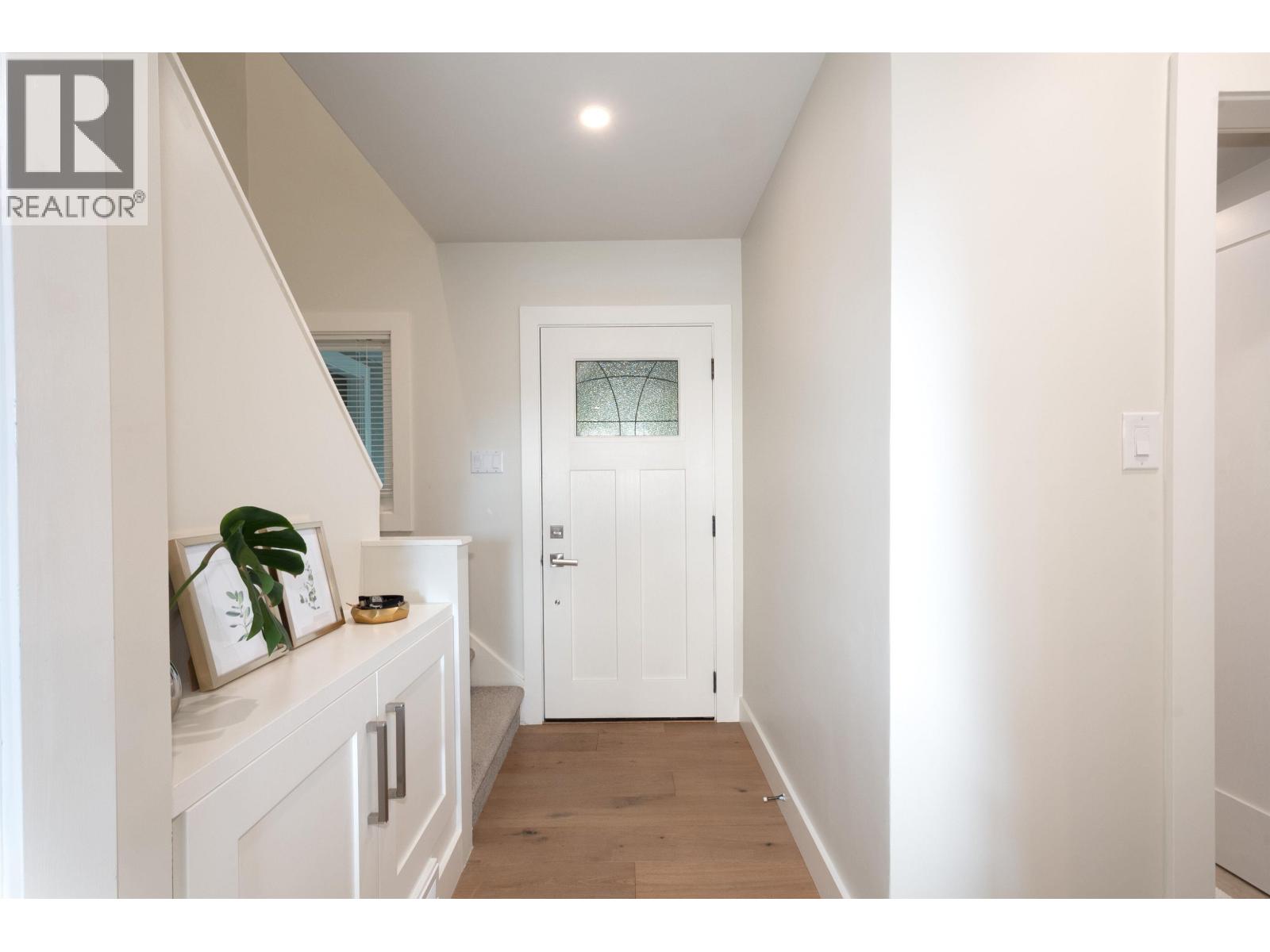 3067 Plymouth Drive, North Vancouver, British Columbia  V7H 1C8 - Photo 5 - R3162492