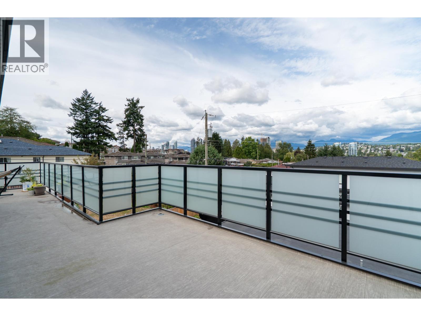 5675 Laurel Street, Burnaby, British Columbia  V5G 1N4 - Photo 35 - R3162496