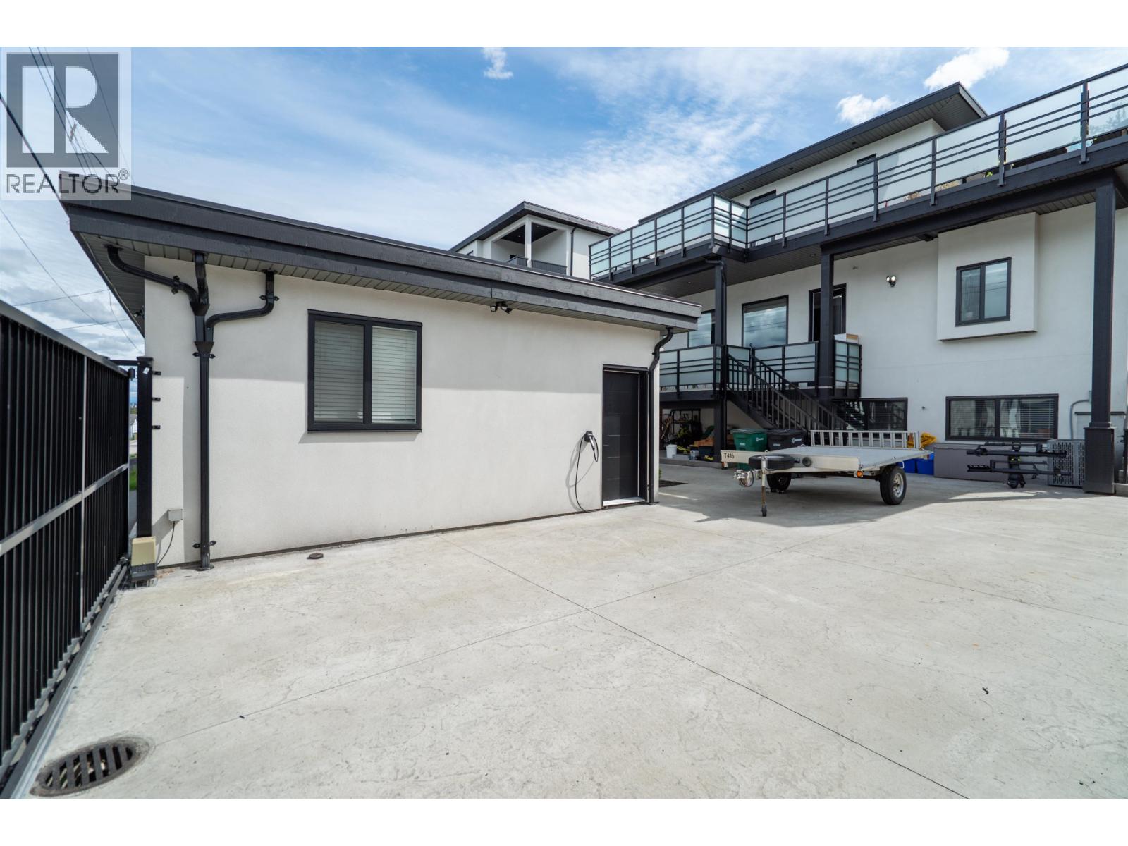 5675 Laurel Street, Burnaby, British Columbia  V5G 1N4 - Photo 37 - R3162496