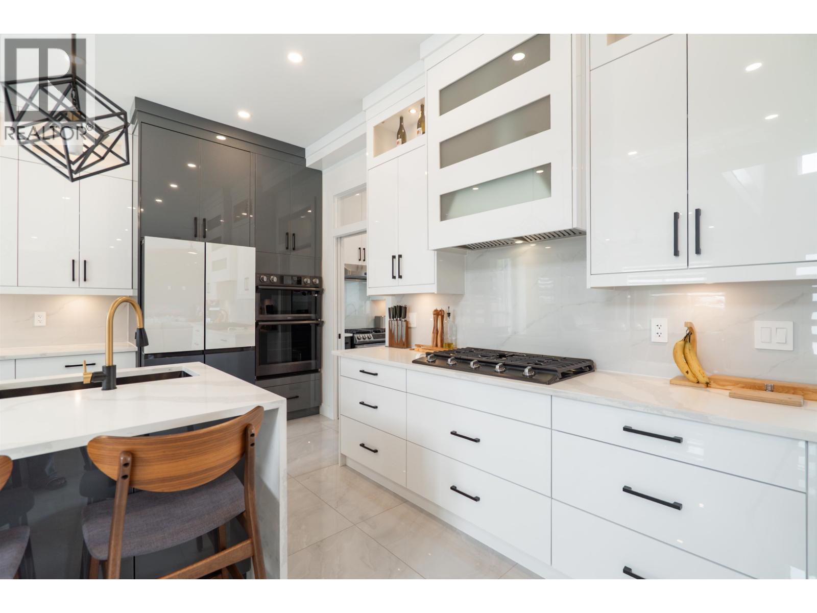 5675 Laurel Street, Burnaby, British Columbia  V5G 1N4 - Photo 6 - R3162496