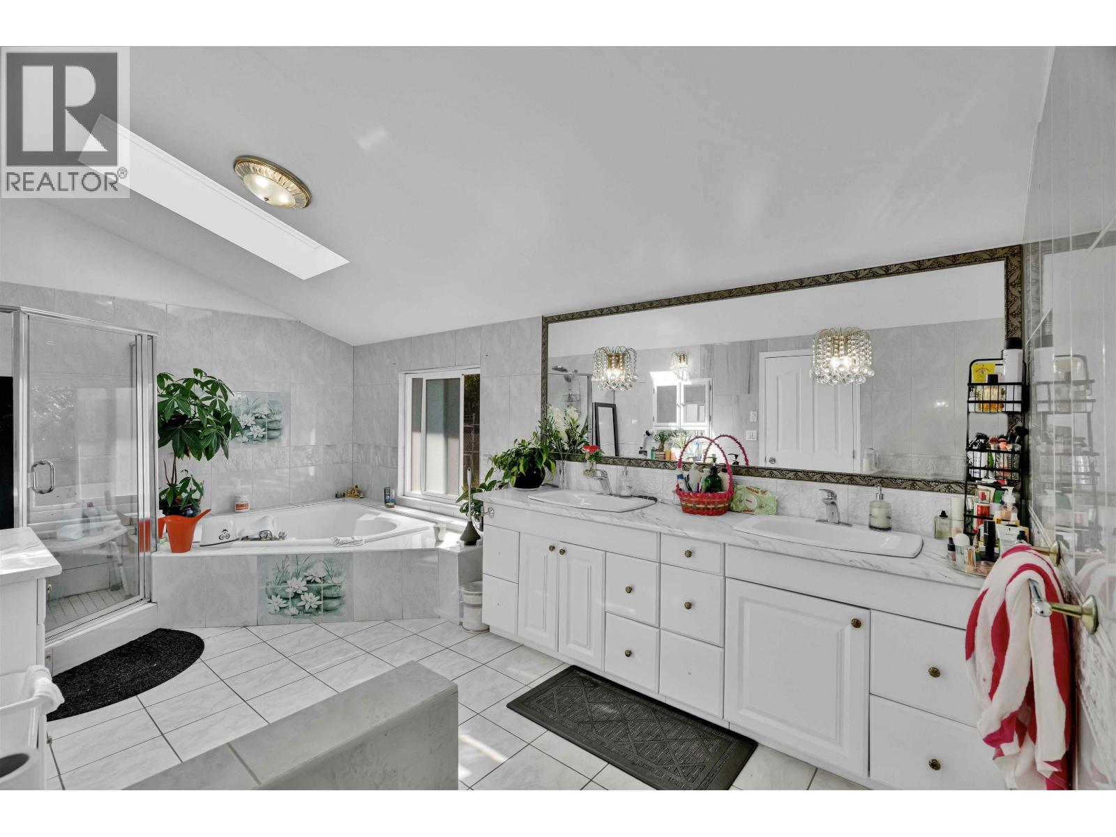 19500 River Road, Richmond, British Columbia  V6V 1M3 - Photo 12 - R3162507