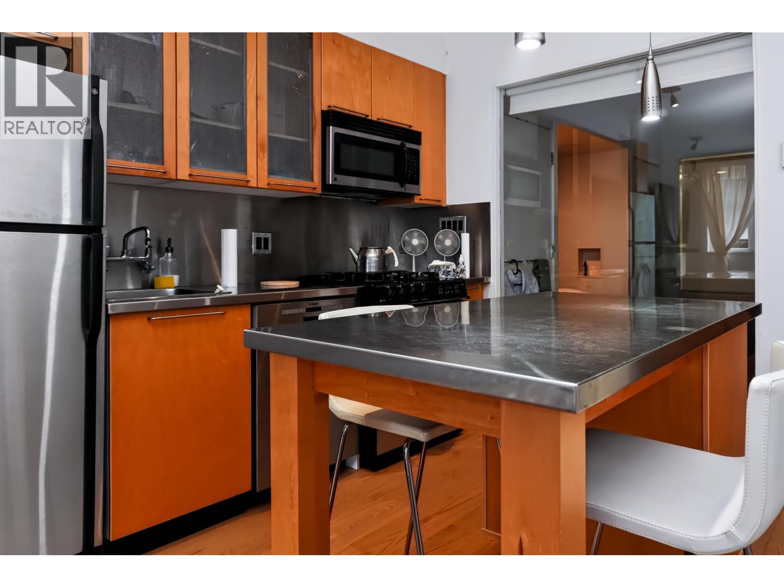 405 1072 Hamilton Street, Vancouver, British Columbia  V6B 2R9 - Photo 8 - R3162537
