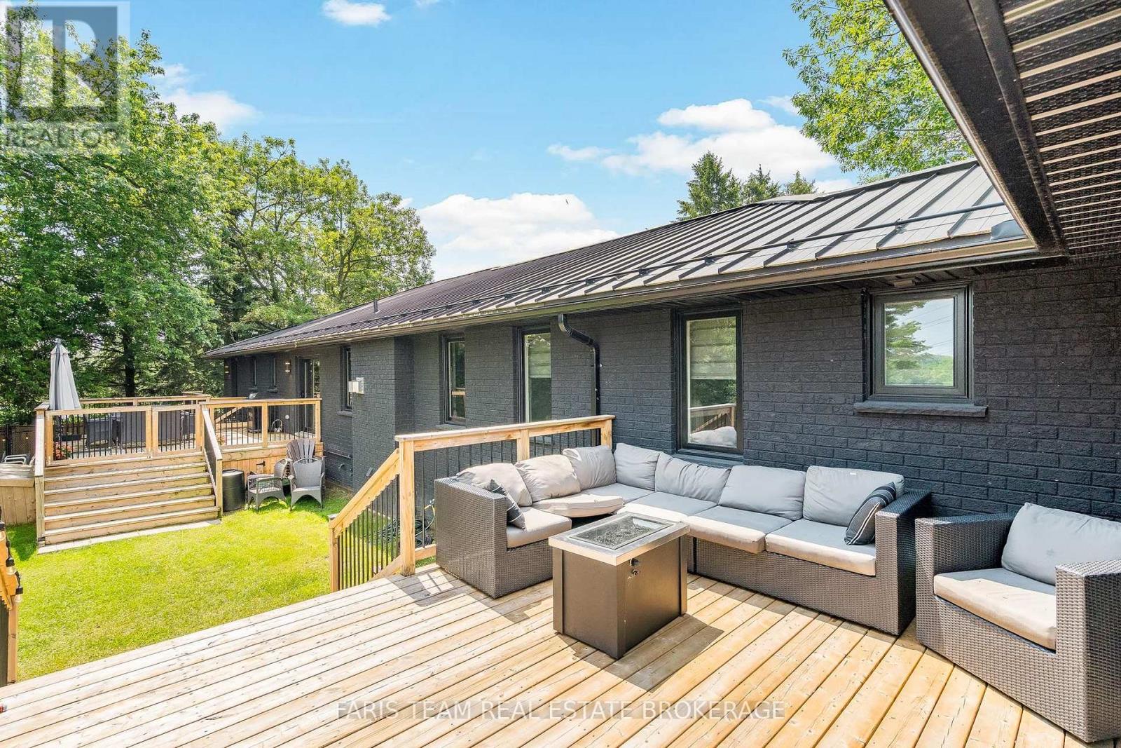 223a Hickory Lane, Barrie, Ontario  L4N 4J9 - Photo 43 - S13756684