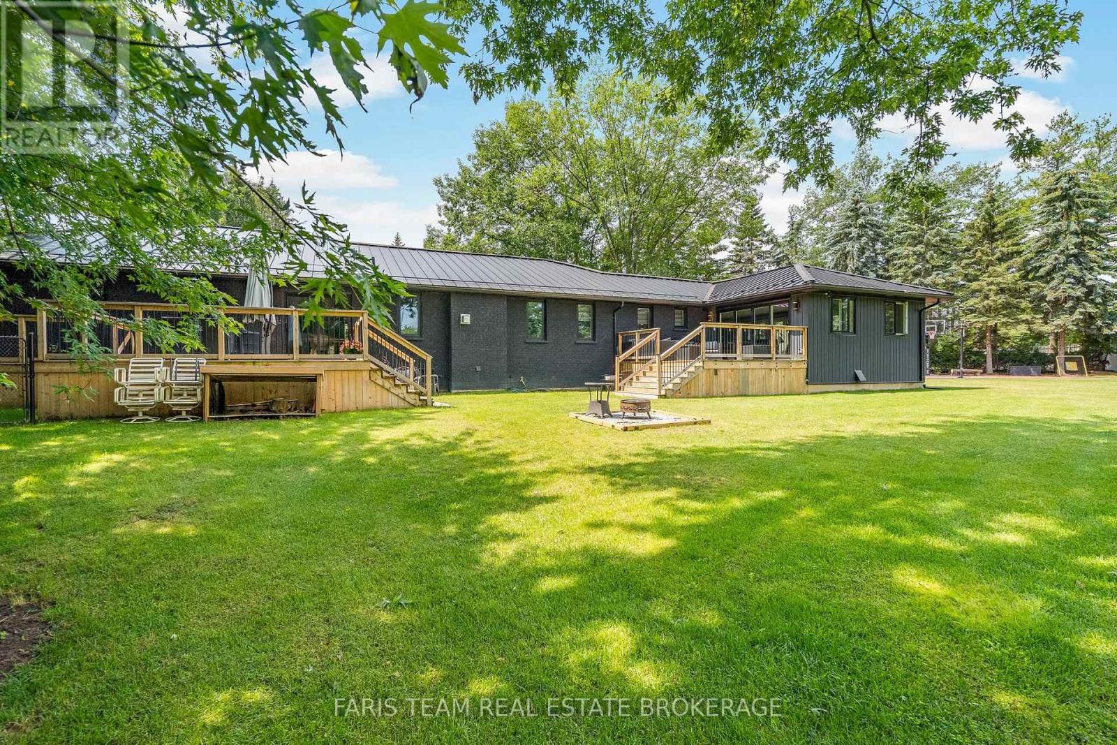 223a Hickory Lane, Barrie, Ontario  L4N 4J9 - Photo 44 - S13756684