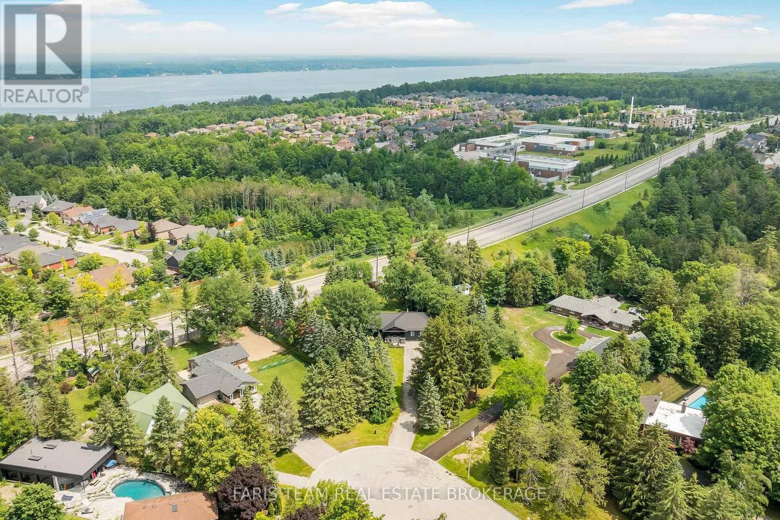223a Hickory Lane, Barrie, Ontario  L4N 4J9 - Photo 49 - S13756684