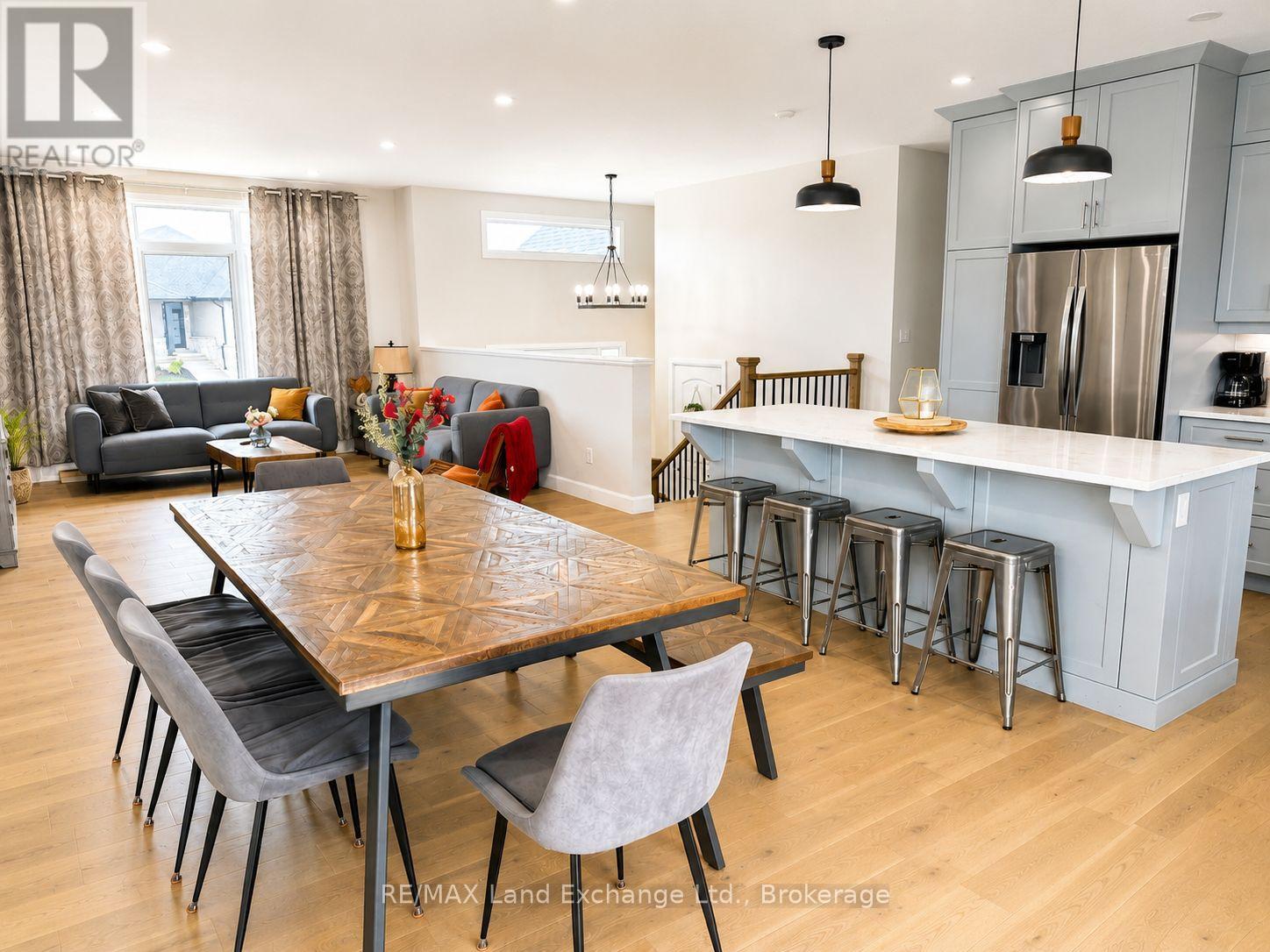320 Mclean Crescent, Saugeen Shores, Ontario  N0H 2C3 - Photo 5 - X13756662