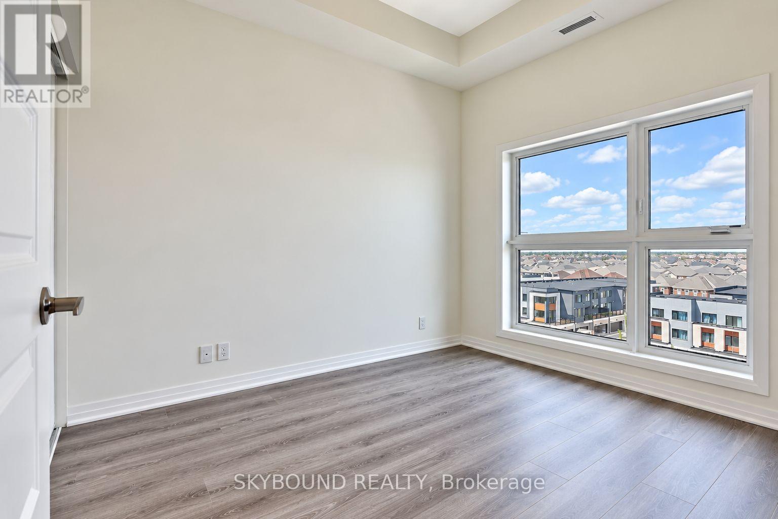 605 - 128 Grovewood Common, Oakville, Ontario  L6H 0X3 - Photo 9 - W13756616