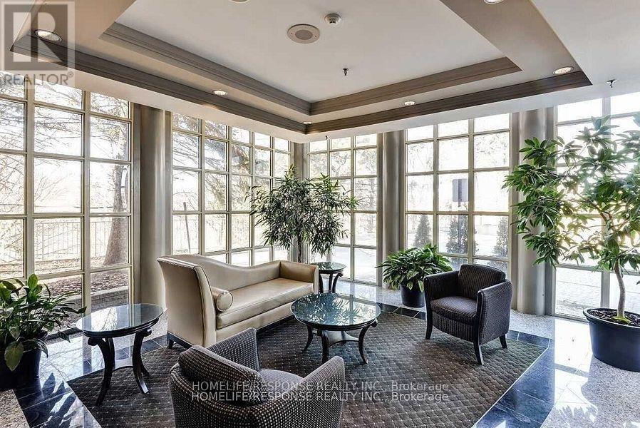 2010 - 50 Eglinton Avenue W, Mississauga, Ontario  L5R 3P5 - Photo 3 - W13756618