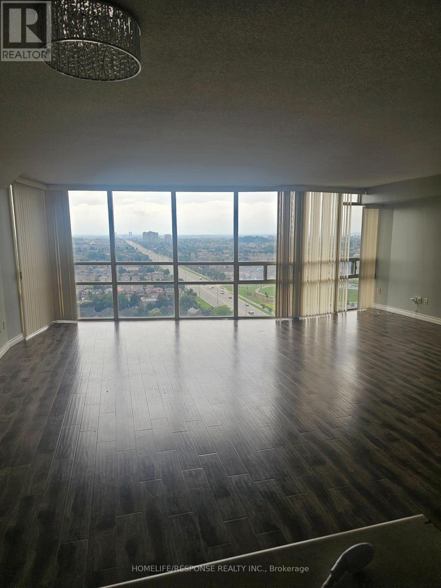 2010 - 50 Eglinton Avenue W, Mississauga, Ontario  L5R 3P5 - Photo 4 - W13756618