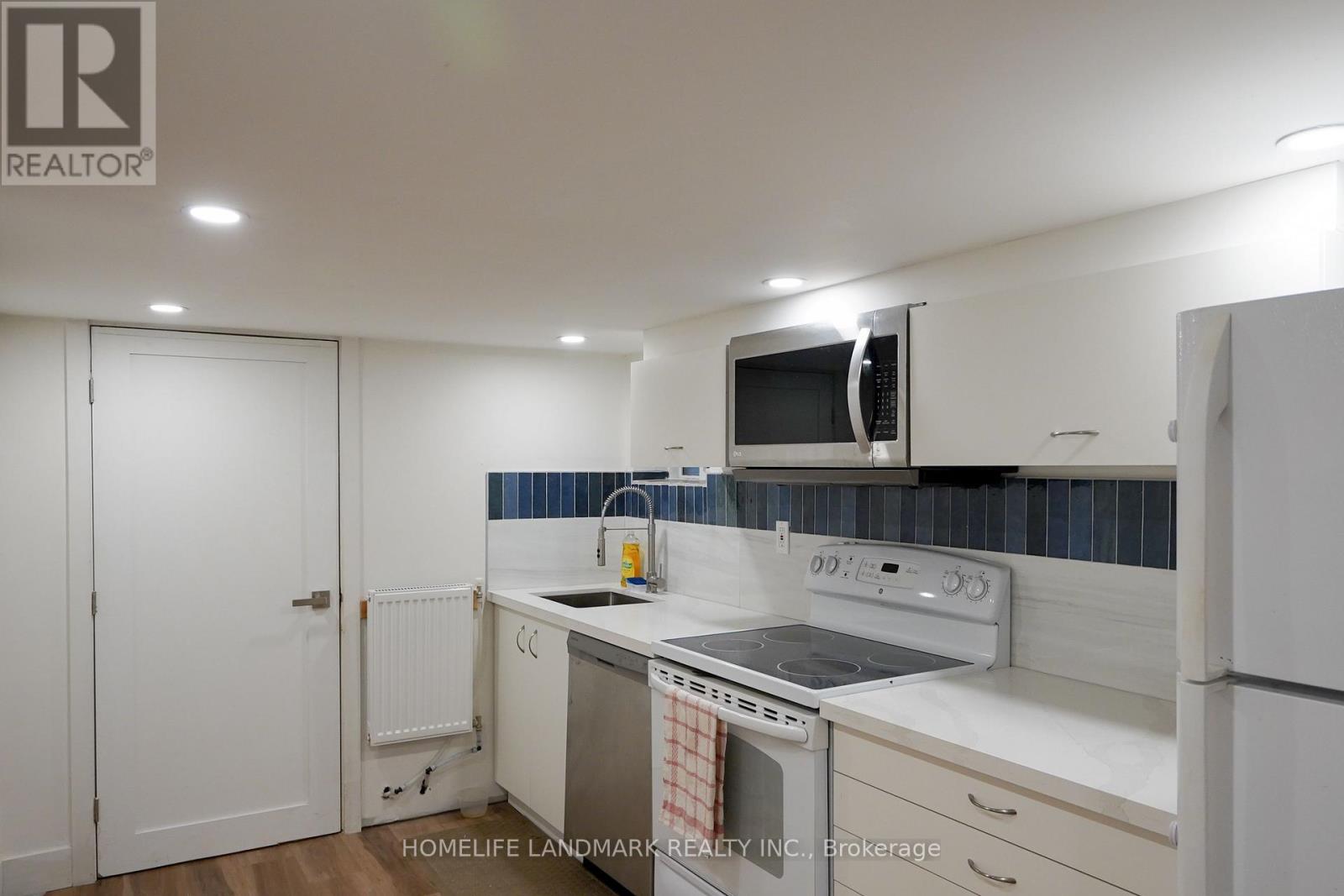Bsmt Rm1 - 479 Whitmore Avenue, Toronto, Ontario  M6E 2N6 - Photo 3 - W13756654