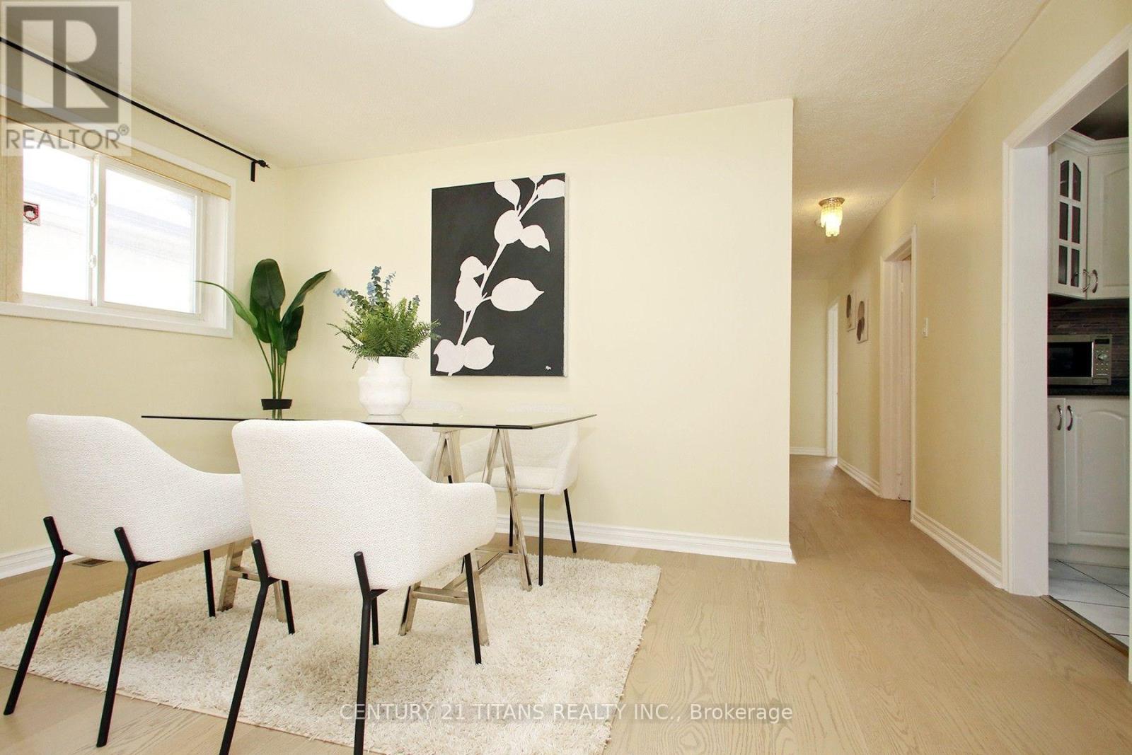 31 Monterrey Drive, Toronto, Ontario  M9V 1S7 - Photo 11 - W13756670