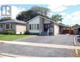 31 MONTERREY DRIVE, Toronto, Ontario