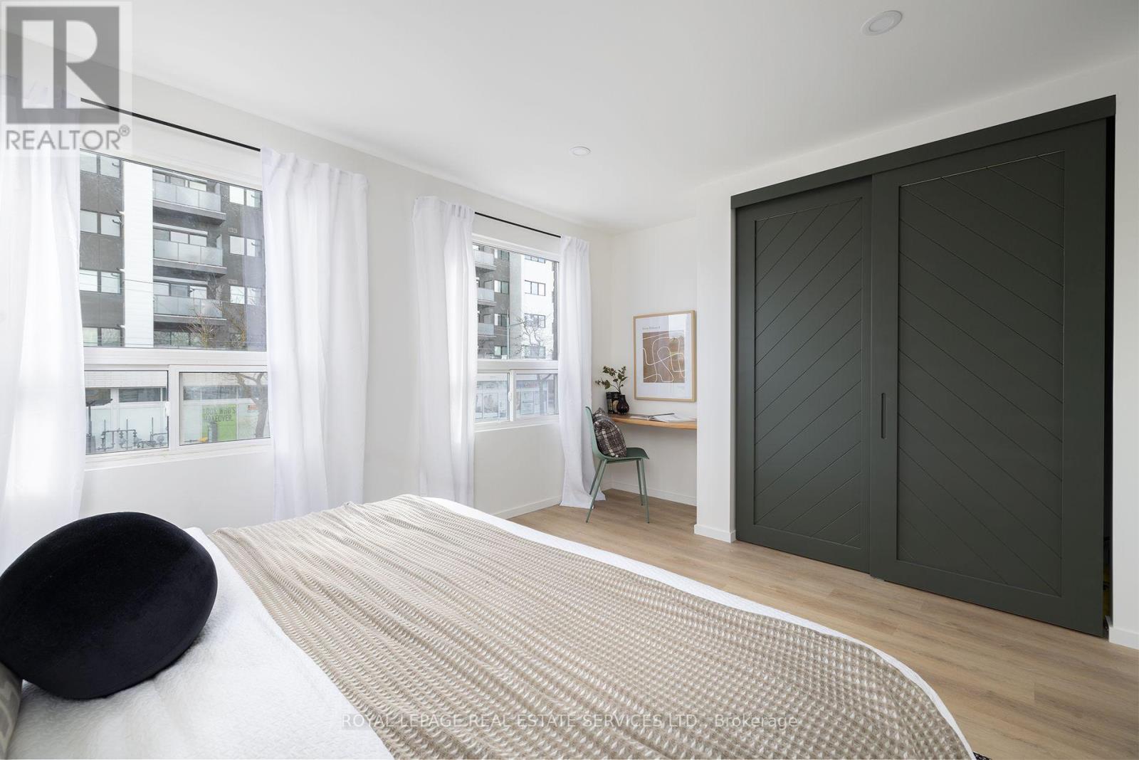 Upper Floor - 1752a St. Clair Avenue W, Toronto, Ontario  M6N 1J3 - Photo 10 - W13756722