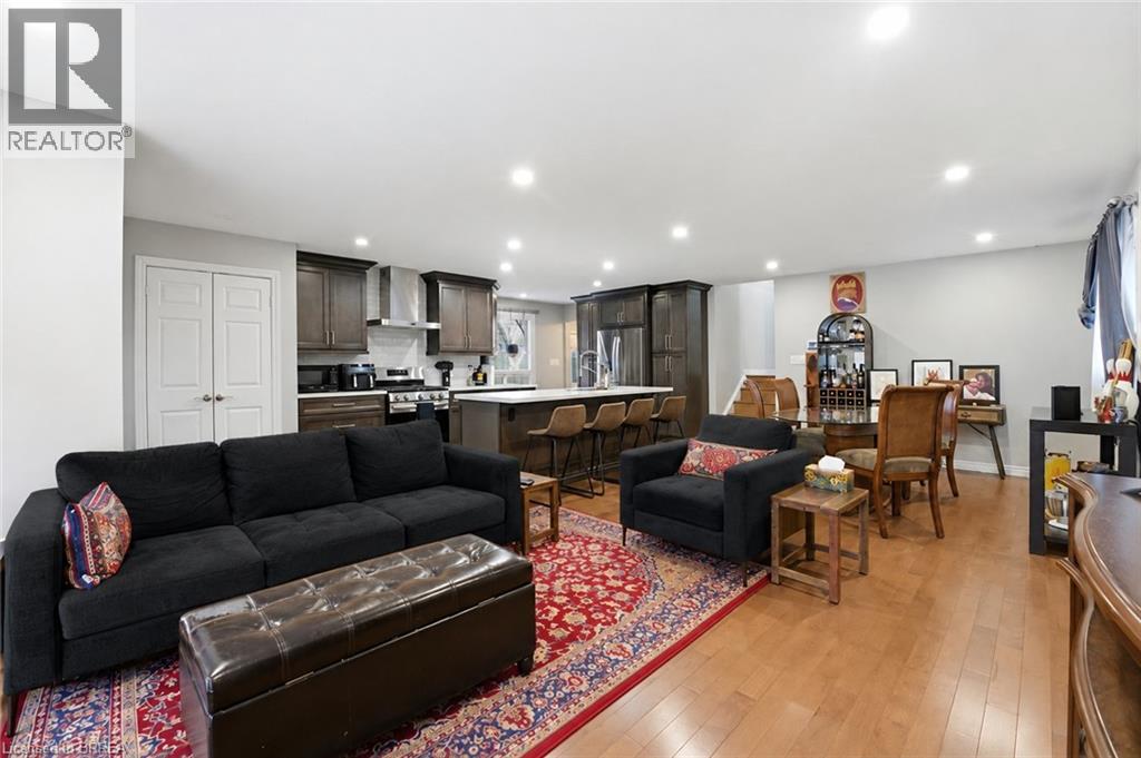179 Banbury Road, Brantford, Ontario  N3P 1E6 - Photo 4 - 40859394