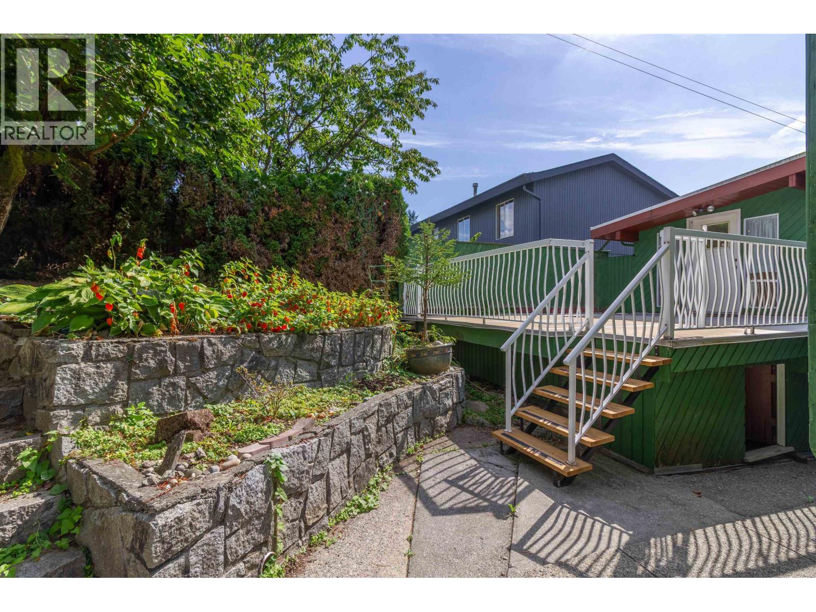 7107 Broadway, Burnaby, British Columbia  V5A 1R7 - Photo 37 - R3162494