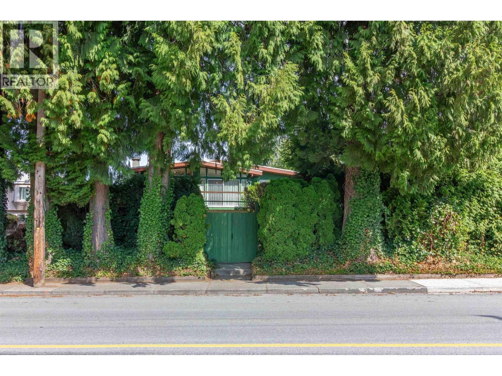 7107 Broadway, Burnaby, British Columbia  V5A 1R7 - Photo 40 - R3162494