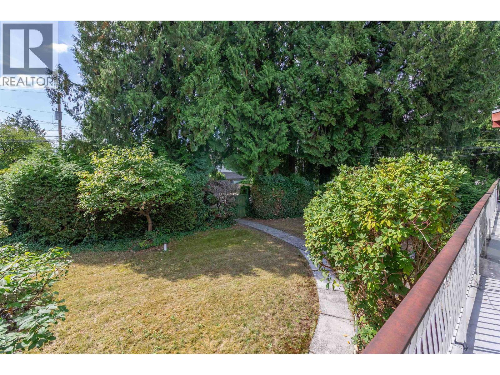 7107 Broadway, Burnaby, British Columbia  V5A 1R7 - Photo 32 - R3162494