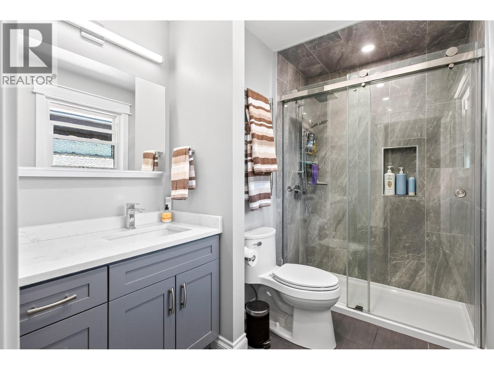 2996 Surf Crescent, Coquitlam, British Columbia  V3C 3S8 - Photo 17 - R3161680