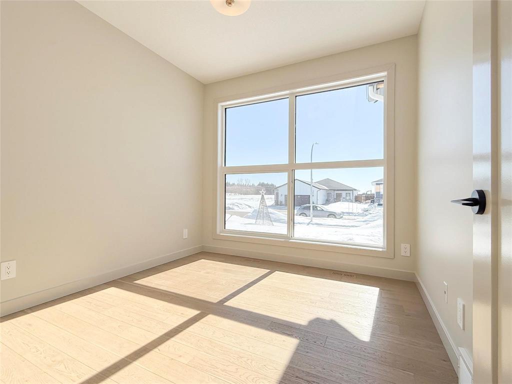 37 Fieldstone Crescent, Brandon, Manitoba  R7B 4J2 - Photo 21 - 202622525
