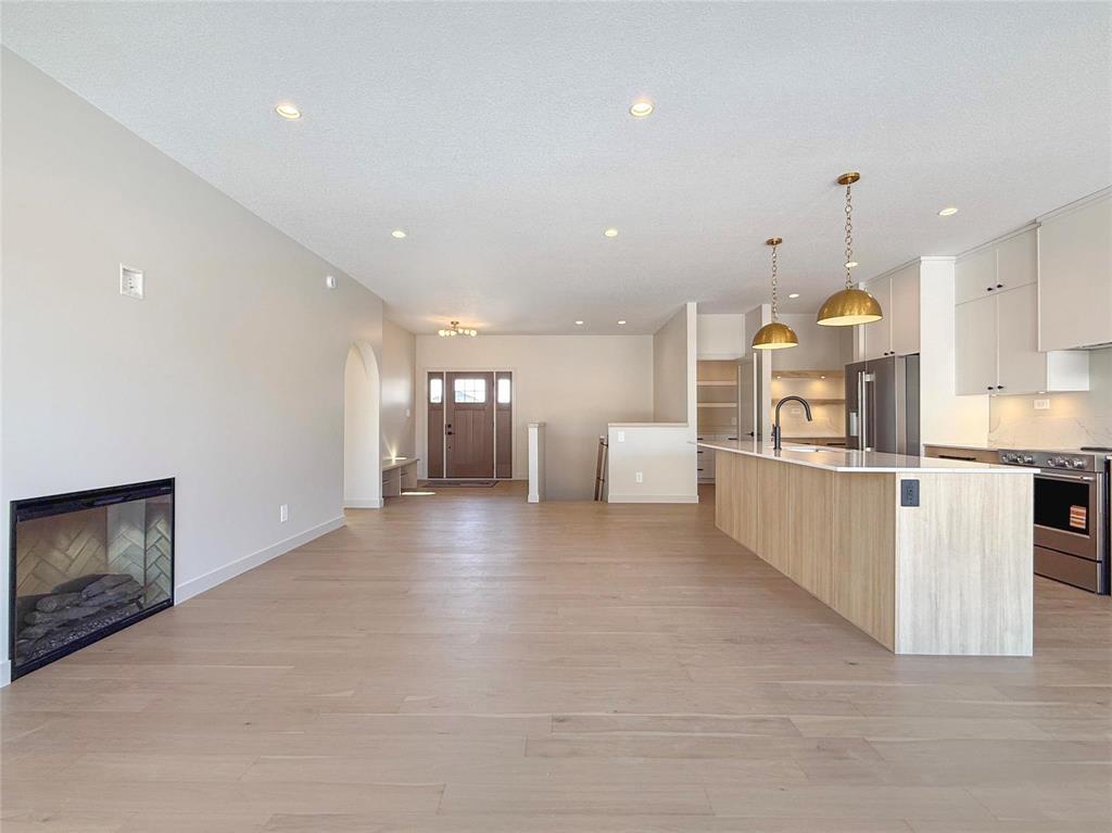 37 Fieldstone Crescent, Brandon, Manitoba  R7B 4J2 - Photo 6 - 202622525