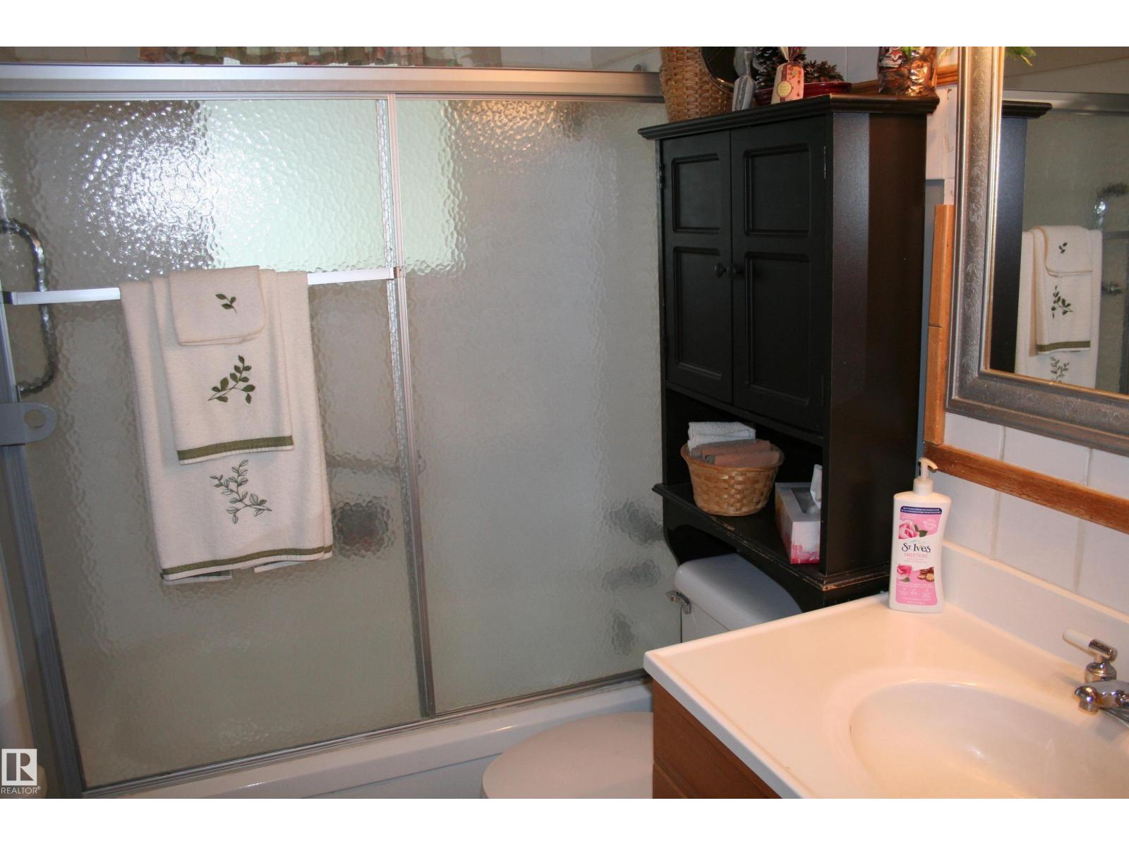 5219 52 Ave, Viking, Alberta  T0B 4N0 - Photo 18 - E4507575