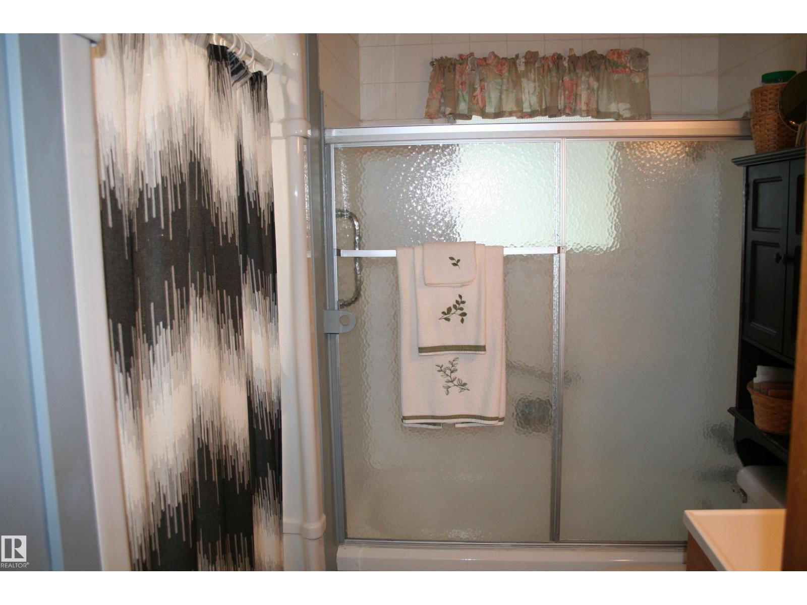 5219 52 Ave, Viking, Alberta  T0B 4N0 - Photo 20 - E4507575