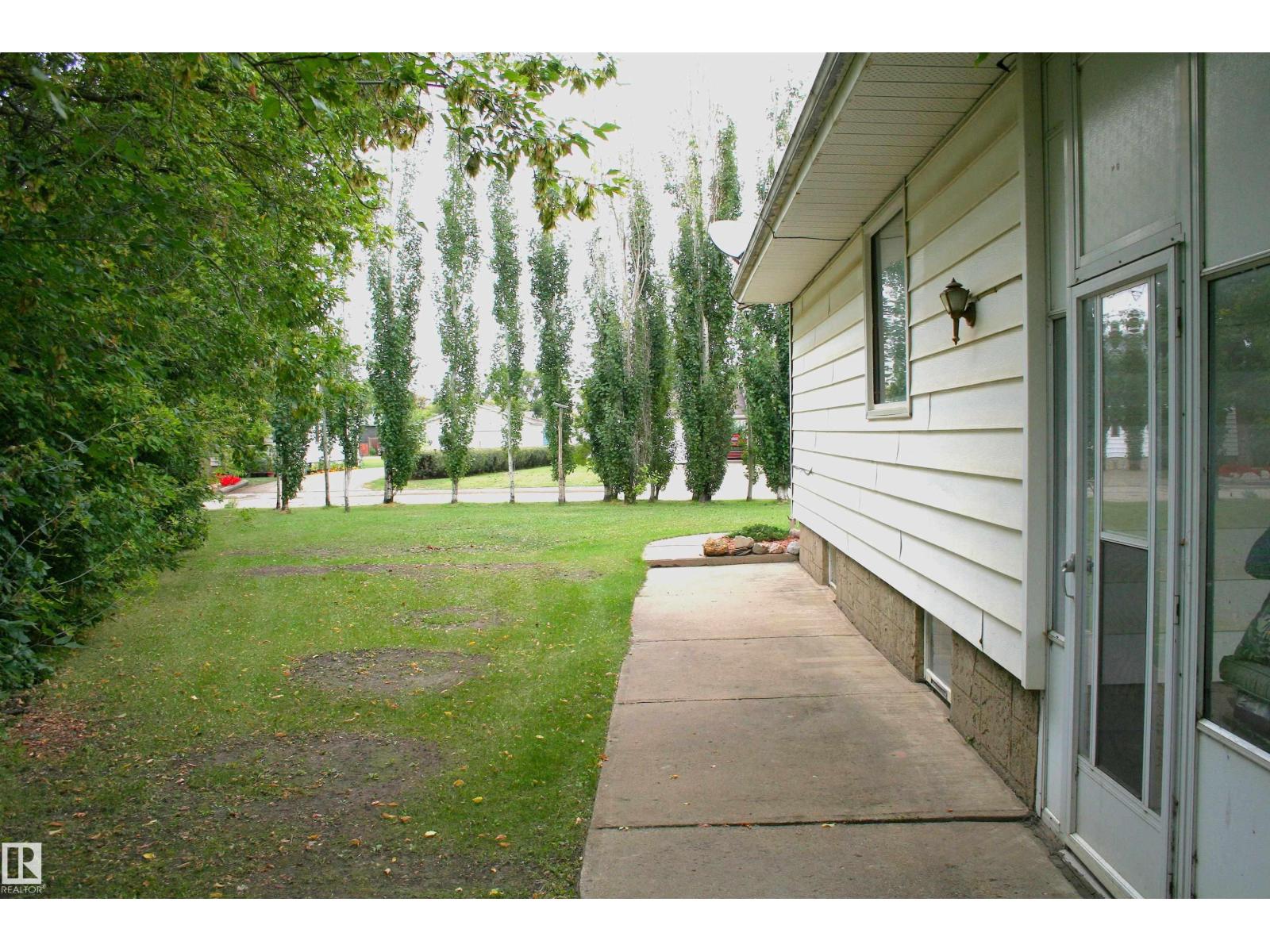 5219 52 Ave, Viking, Alberta  T0B 4N0 - Photo 42 - E4507575