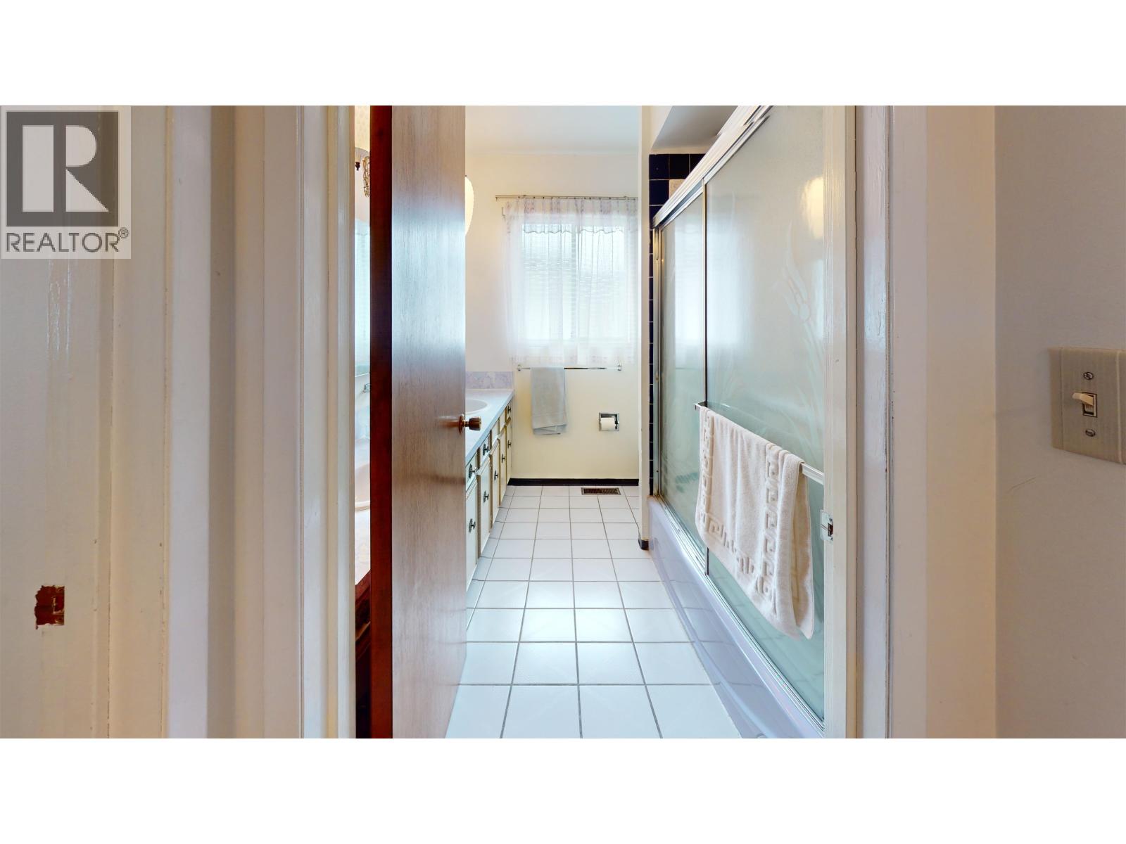 2540 E 25th Avenue, Vancouver, British Columbia  V5R 1H3 - Photo 9 - R3162532