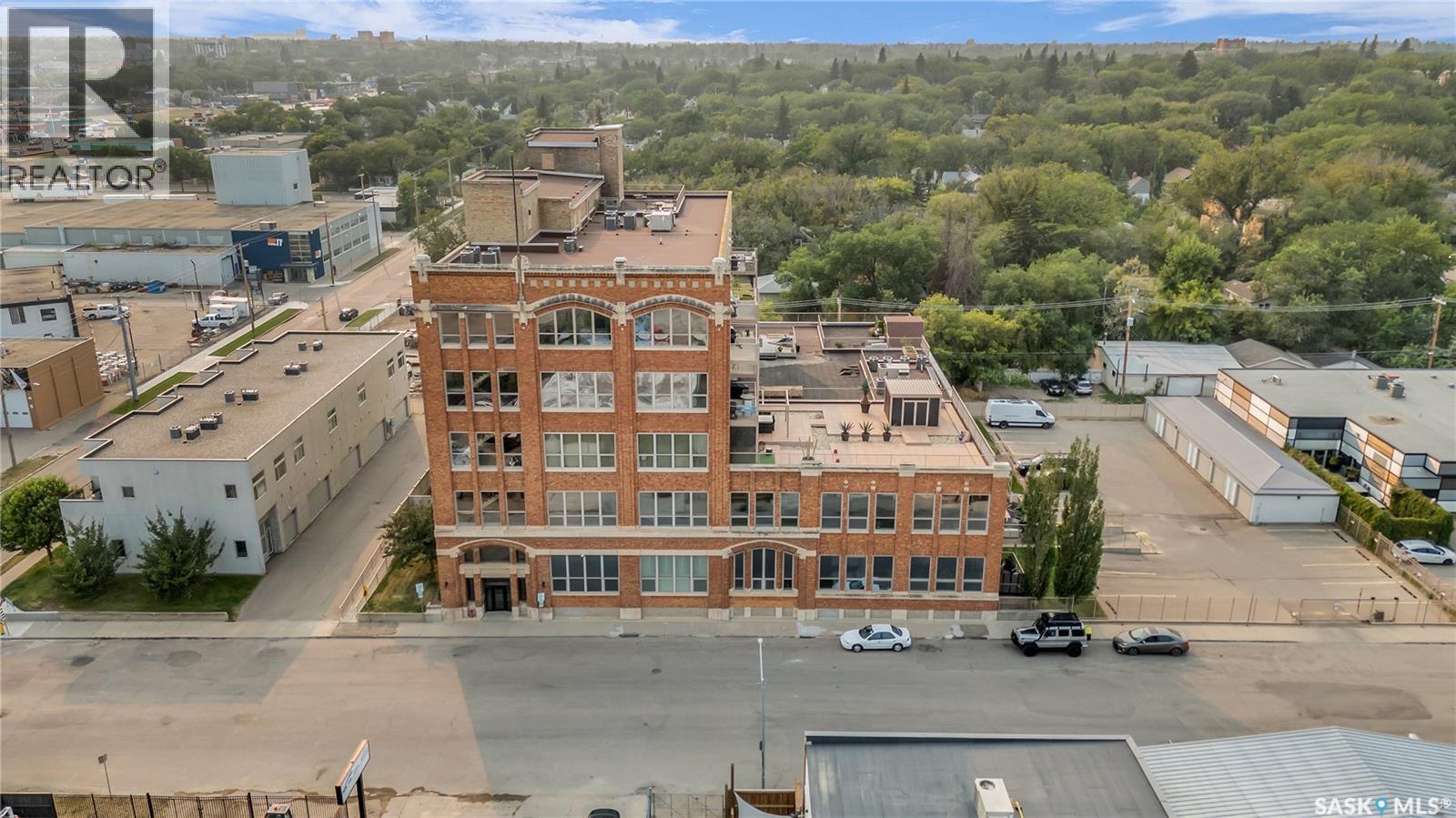105 211 D Avenue N, Saskatoon, Saskatchewan  S7L 1M7 - Photo 3 - SK047830