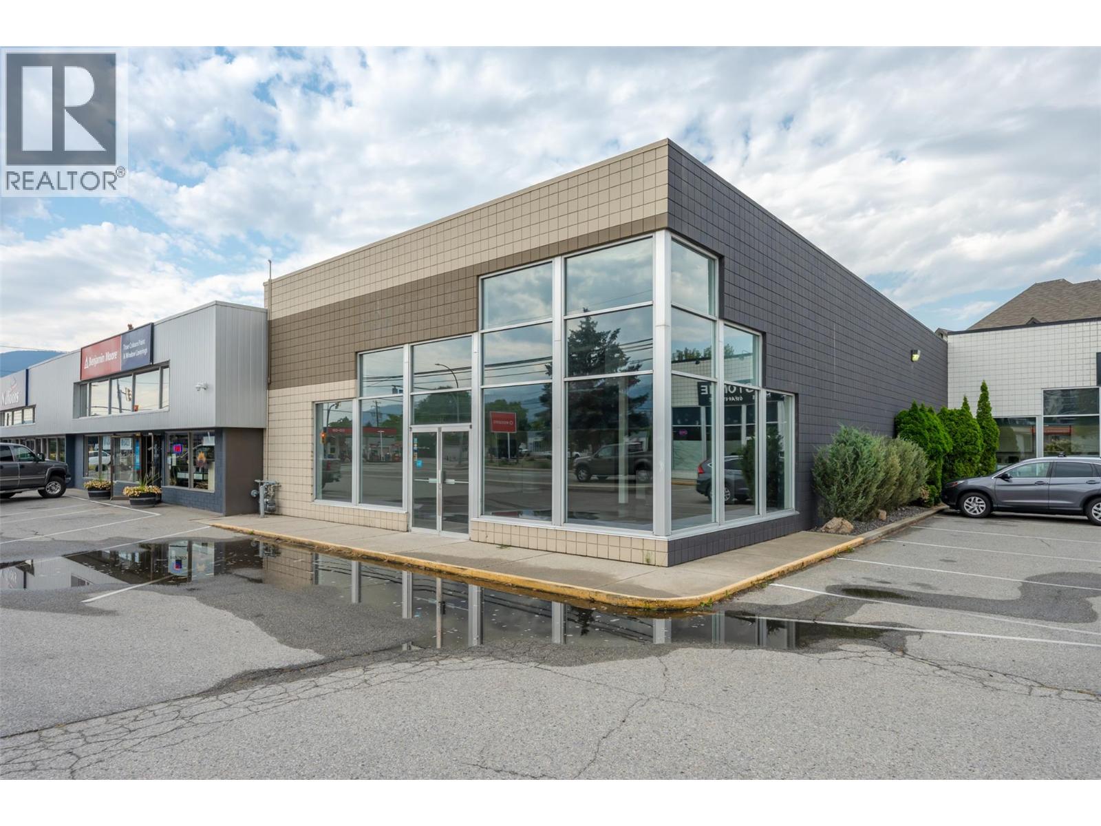 1397 FAIRVIEW Road Unit# 104, penticton, British Columbia