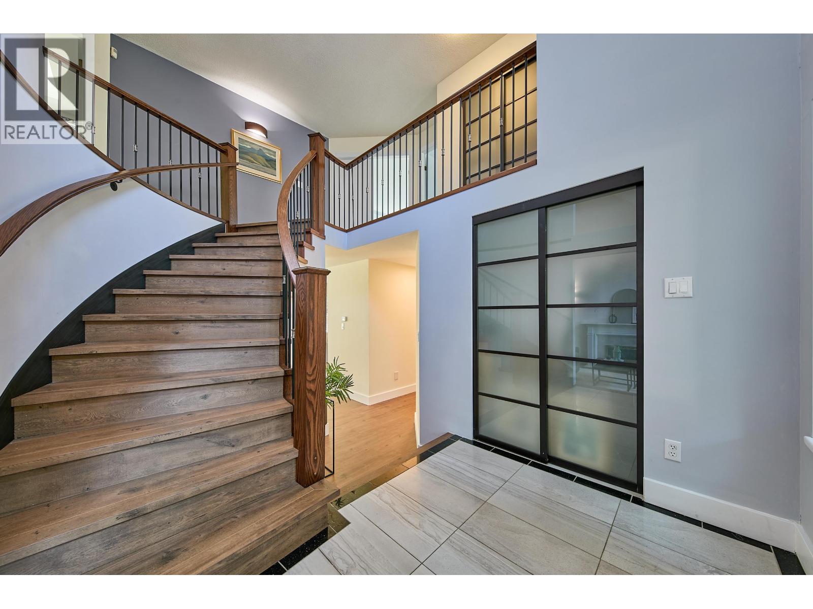 12485 205 Street, Maple Ridge, British Columbia  V2X 0B1 - Photo 3 - R3162309