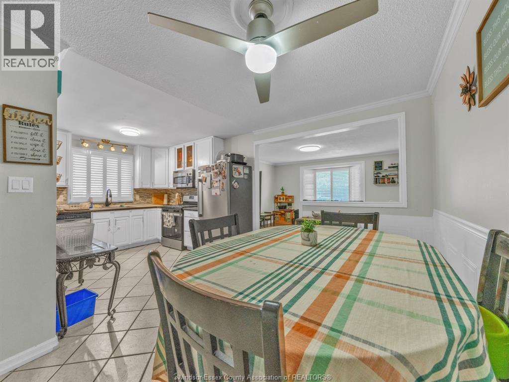 3149 Elmwood Crescent, Windsor, Ontario  N8R 1X5 - Photo 6 - 26021921