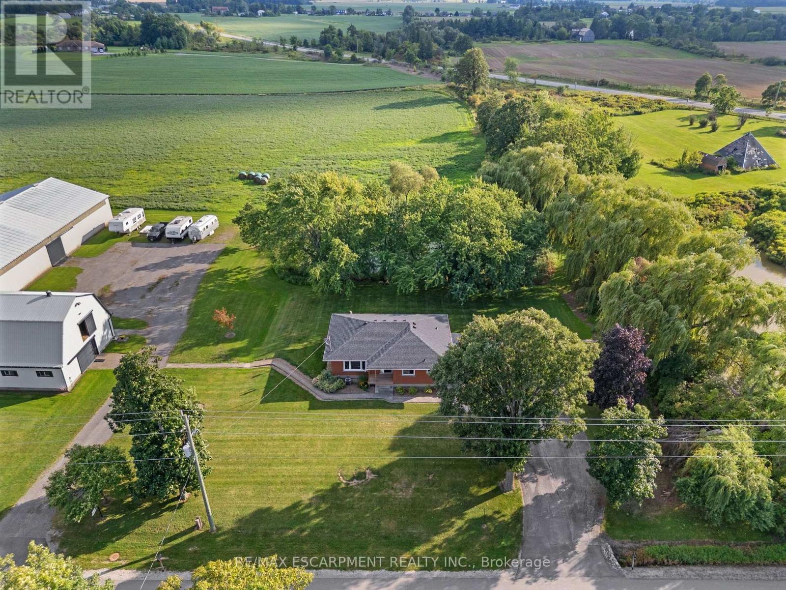 2223 HALL ROAD, Hamilton, Ontario