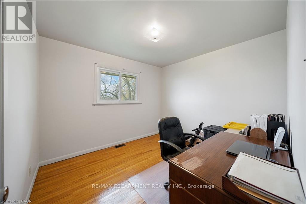 2223 Hall Road, Hamilton, Ontario  L0R 1C0 - Photo 15 - X13755820