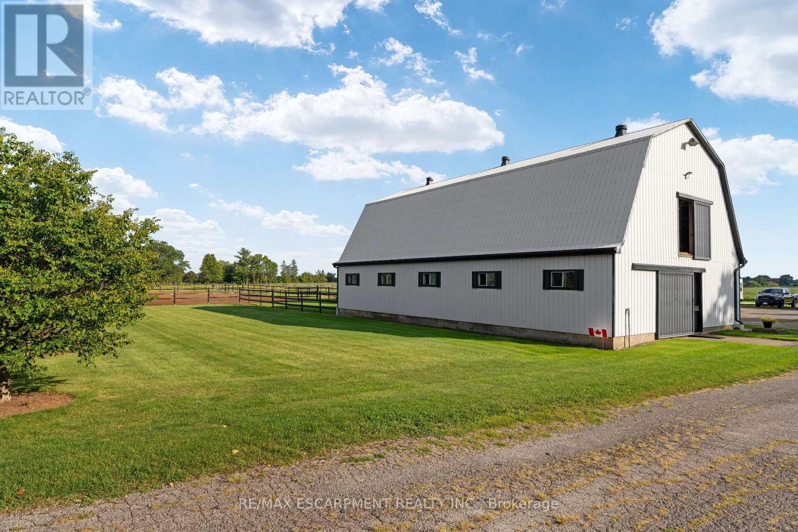 2223 Hall Road, Hamilton, Ontario  L0R 1C0 - Photo 35 - X13755820