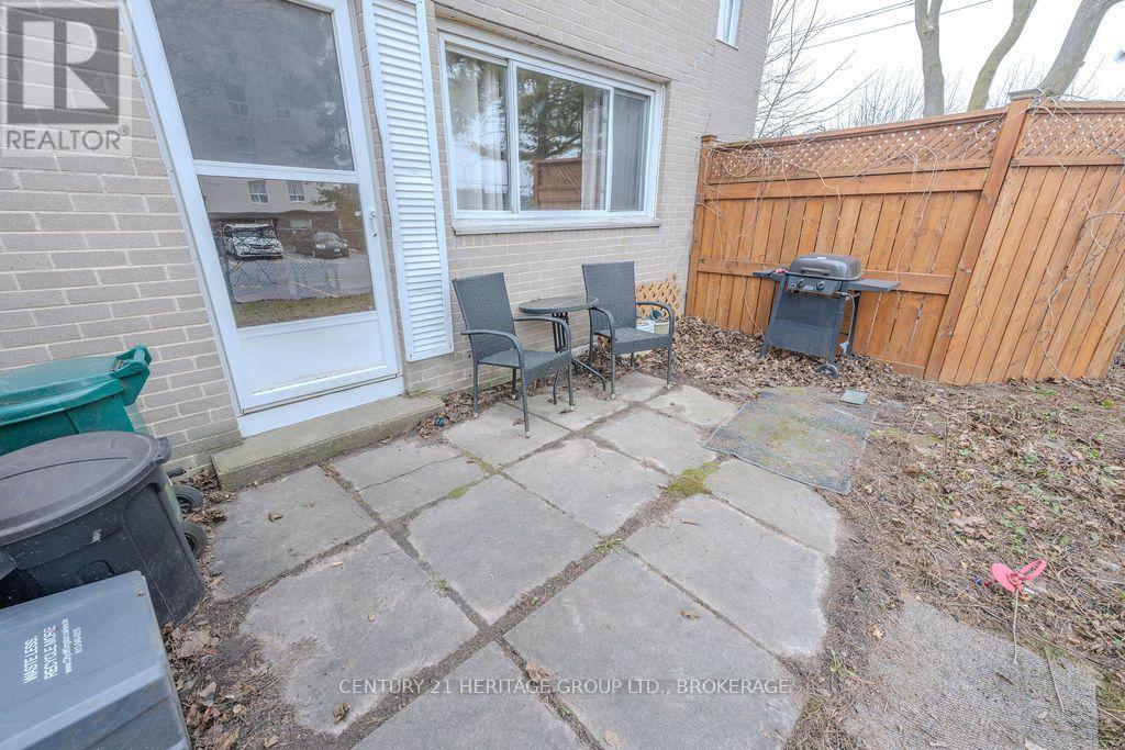 36 - 258 Queen Mary Road, Kingston, Ontario  K7M 2B2 - Photo 2 - X13756762
