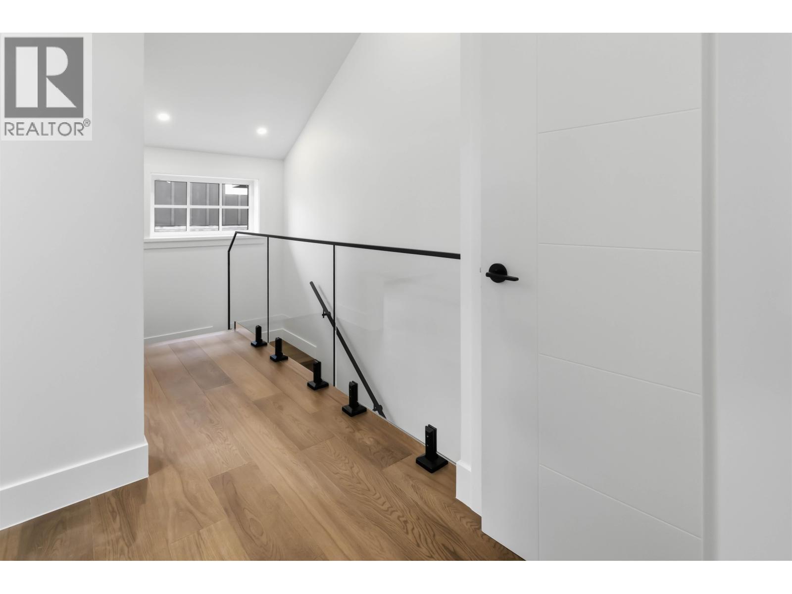 2 552 Kaslo Street, Vancouver, British Columbia  V5K 3Z2 - Photo 20 - R3162161