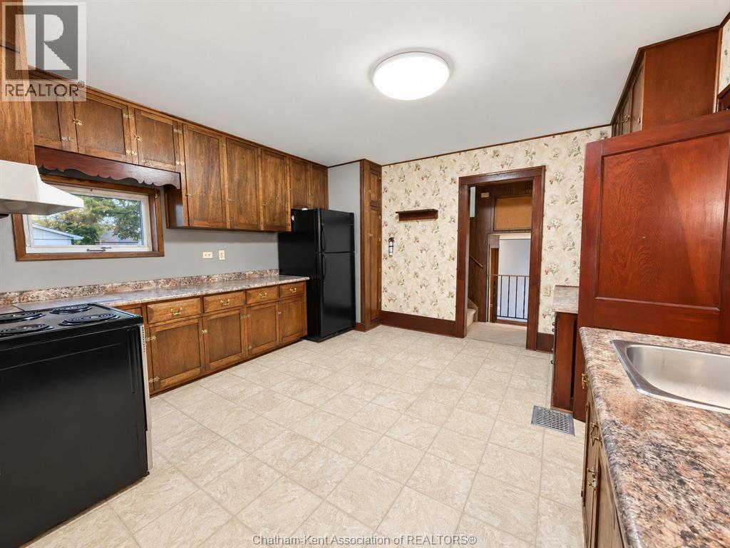 55 Prince Arthur Avenue, Chatham, Ontario  N7M 1X6 - Photo 11 - 26021733