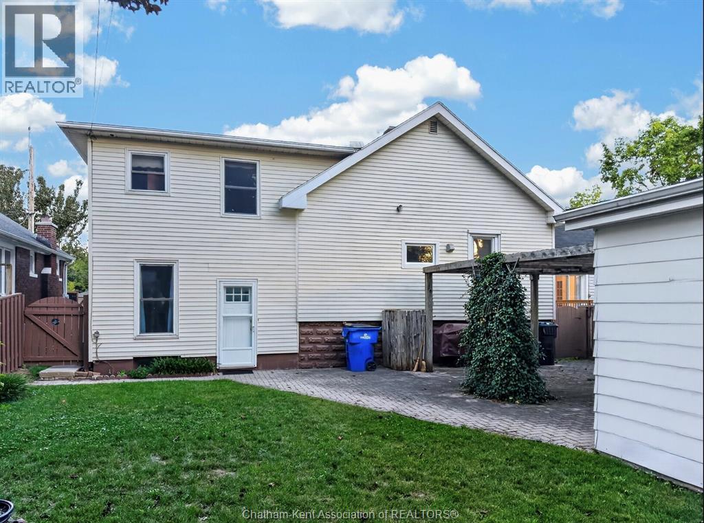 55 Prince Arthur Avenue, Chatham, Ontario  N7M 1X6 - Photo 2 - 26021733