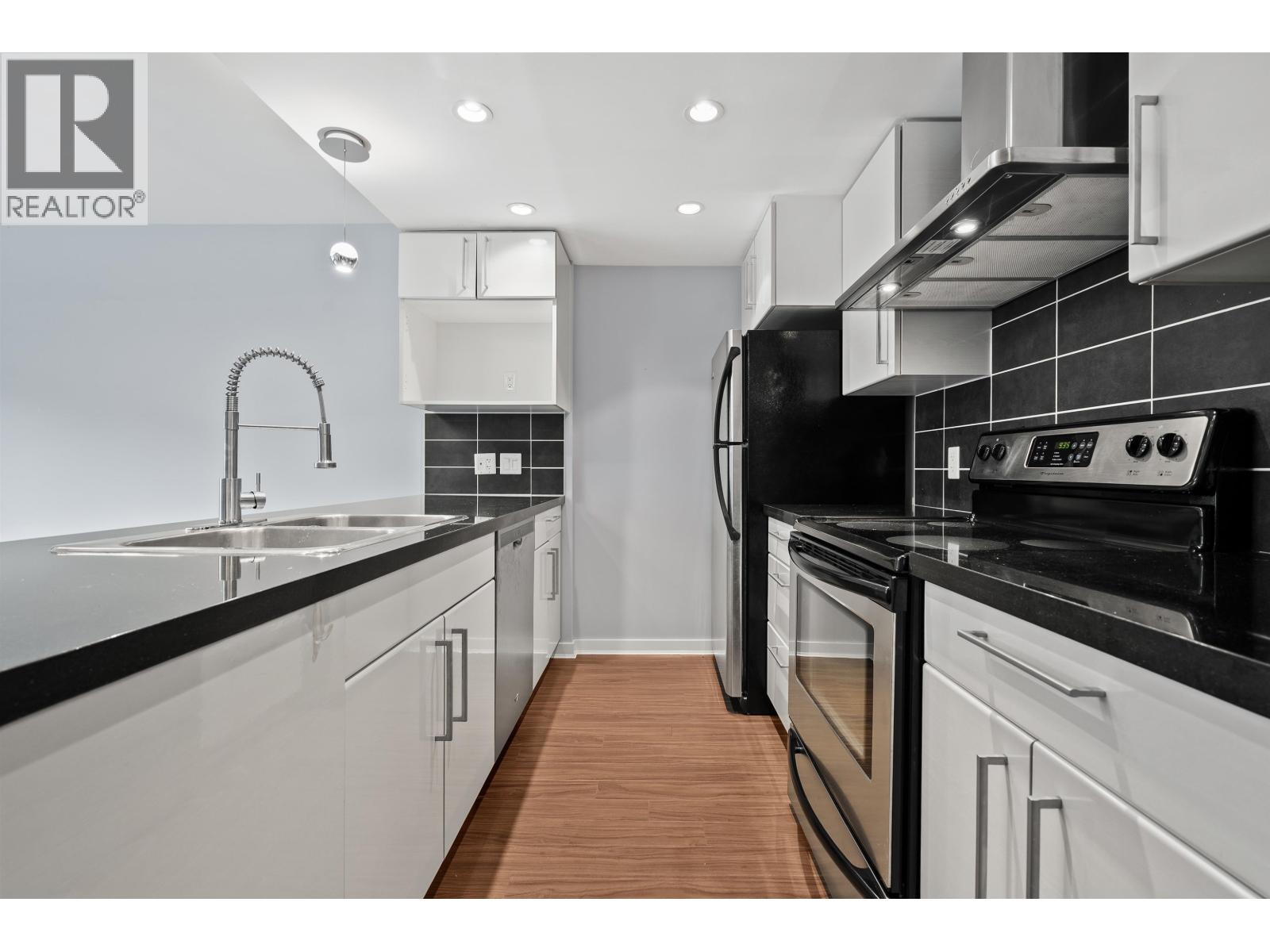 221 188 Keefer Place, Vancouver, British Columbia  V6B 0J1 - Photo 8 - R3162517