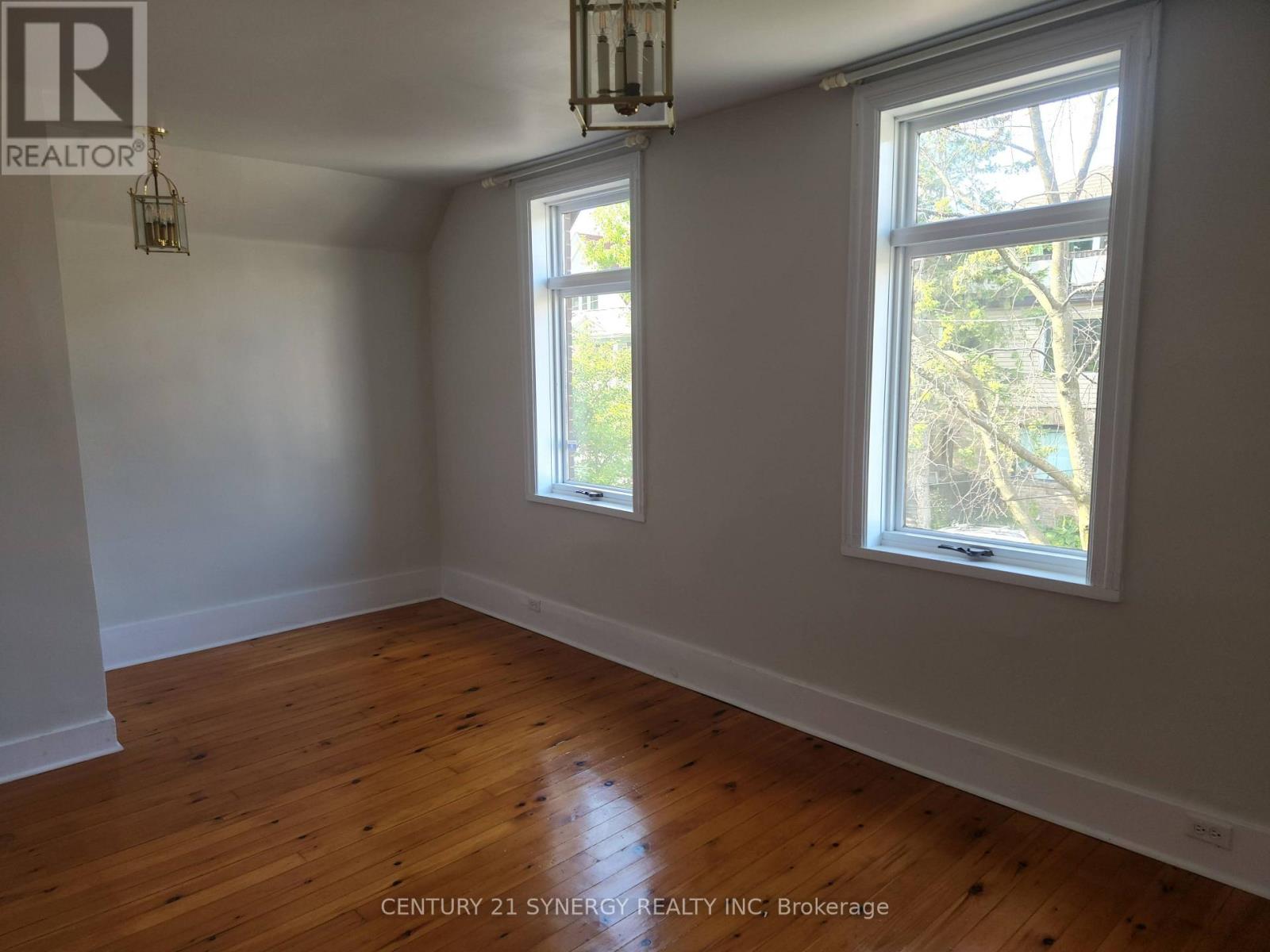 18 Wilton Crescent, Ottawa, Ontario  K1S 2T5 - Photo 17 - X13757062