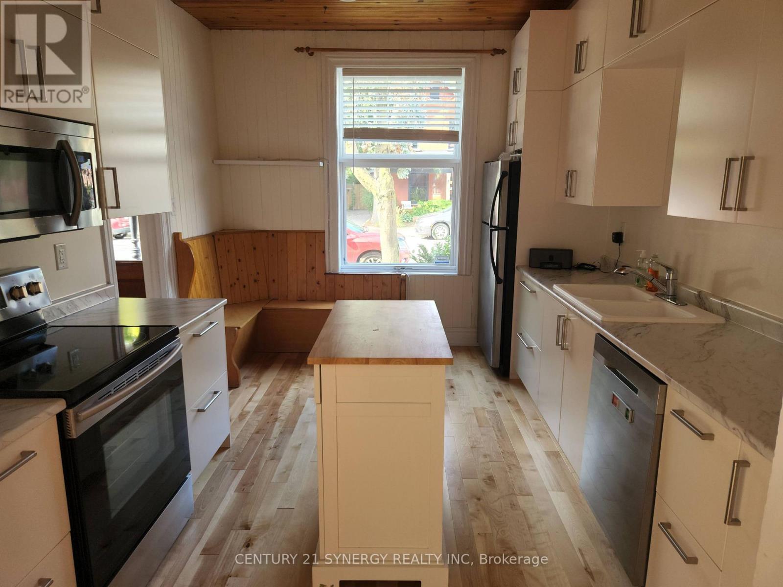 18 Wilton Crescent, Ottawa, Ontario  K1S 2T5 - Photo 4 - X13757062