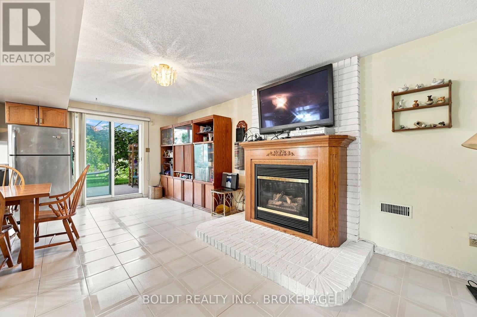 233 Fruitland Road, Hamilton, Ontario  L8E 5J8 - Photo 11 - X13757028