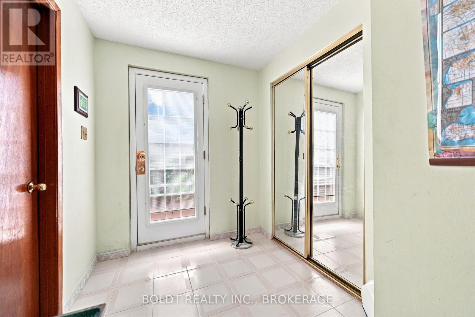 233 Fruitland Road, Hamilton, Ontario  L8E 5J8 - Photo 17 - X13757028