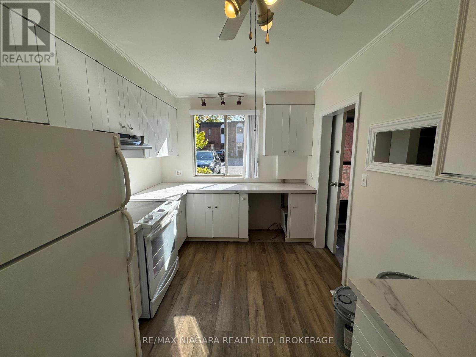 67 - 6476 Huggins Street, Niagara Falls, Ontario  L2J 1G9 - Photo 5 - X13757034