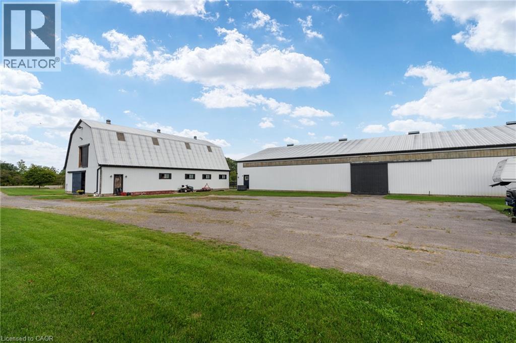 2223 Hall Road, Binbrook, Ontario  L0R 1C0 - Photo 25 - 40861216